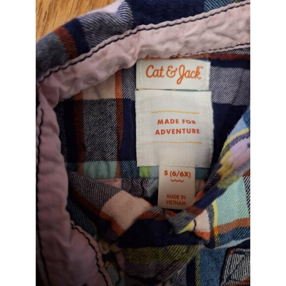 Cat & Jack Boys Blue Pink Flannel Button Up Long Sleeve Shirt Small Size 6/6X - Picture 7 of 9